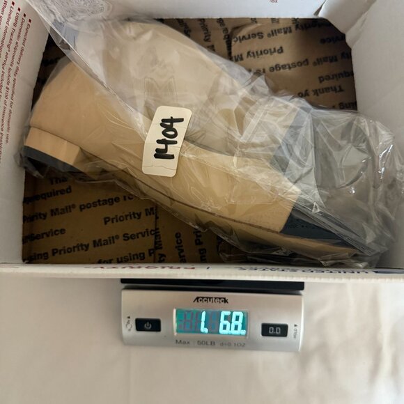 Designer Inspired Beige & Black Cap Toe Ballerina Flats Size 40 (US 9) old money - Picture 12 of 12